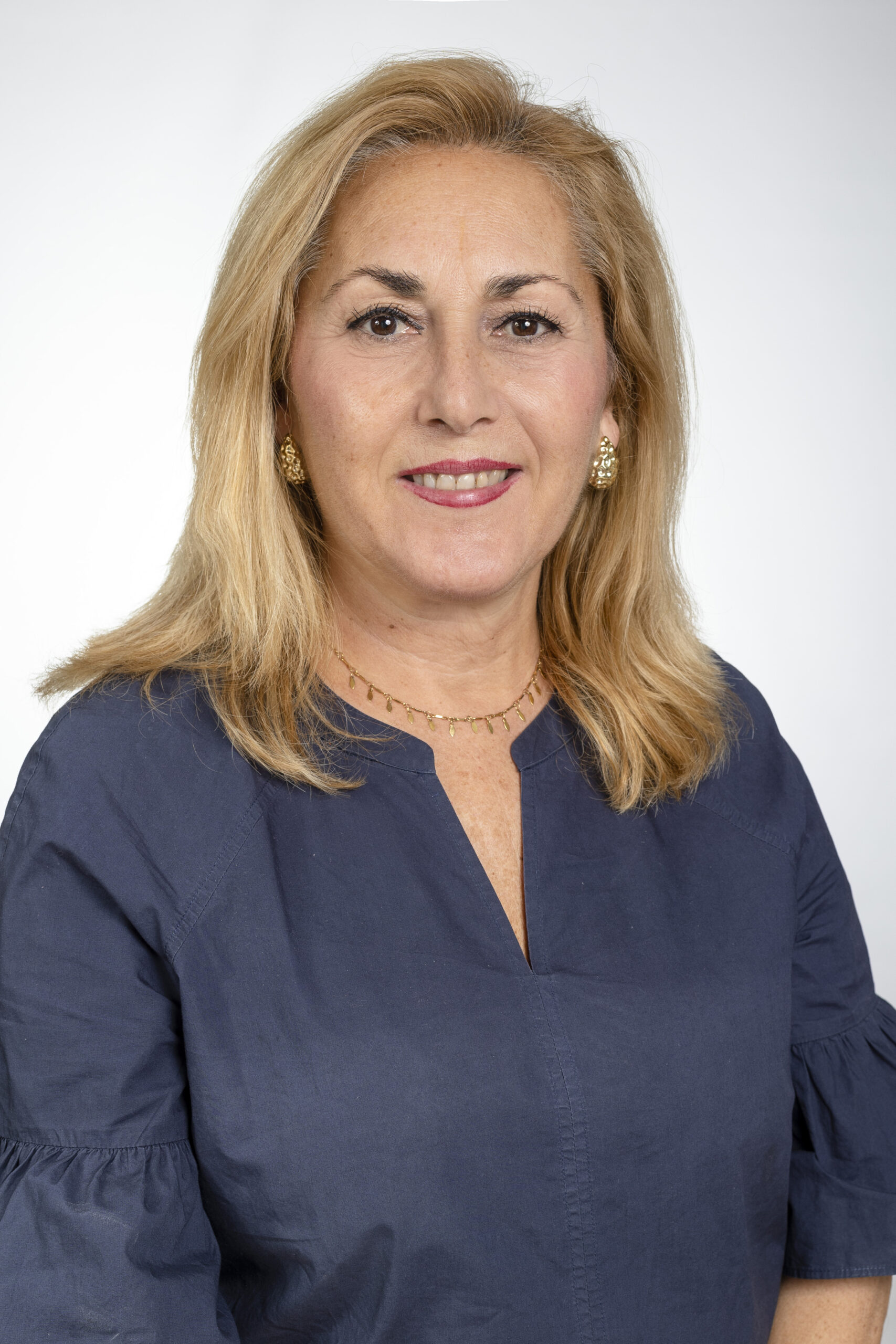 MARÍA DE LOS ÁNGELES PÉREZ